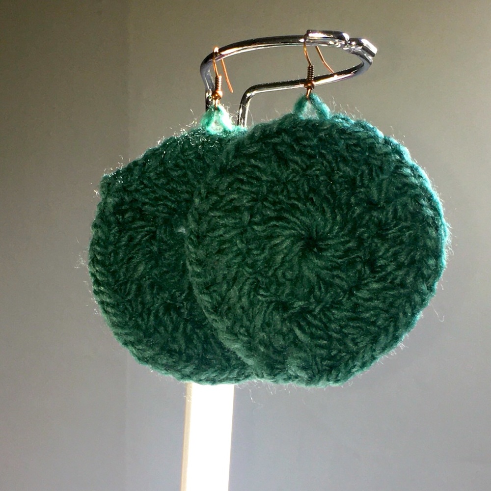 Pine Green handmade hoop crochet copper metal closure earrings New never worn